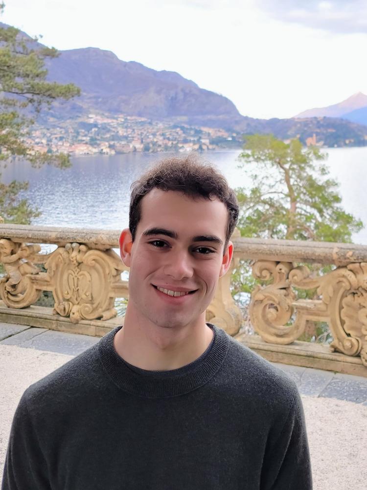 Ethan_